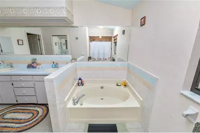 7411 Floral Circle E, Lakeland, FL 33810 - Photo 22