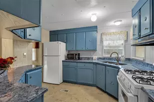 203 Janet Ln, Lakeland, FL 33809 - Photo 12