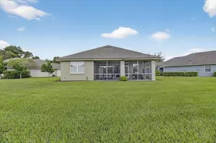 8147 Lake James Dr, Lakeland, FL 33810 - Photo 12