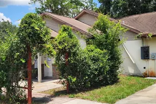 1205 E Knights Griffin Rd, Plant City, FL 33565 - Photo 12