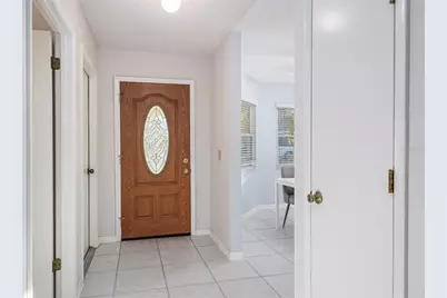 4850 Squire Hollow Drive, Lakeland, FL 33811 - Photo 6