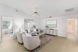 4850 Squire Hollow Dr, Lakeland, FL 33811 - Photo 14