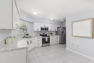 4850 Squire Hollow Dr, Lakeland, FL 33811 - Photo 8