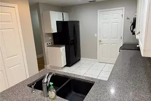 2025 Sylvester Rd, Lakeland, FL 33803 - Photo 4