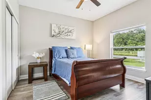 1102 Fox Lake Dr, Lakeland, FL 33809 - Photo 16