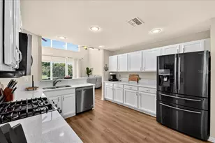 4048 Windchime Ln, Lakeland, FL 33811 - Photo 10