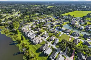 1102 Motorcoach Dr, Polk City, FL 33868 - Photo 10