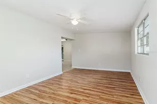 1115 29th St NW, Winter Haven, FL 33881 - Photo 4