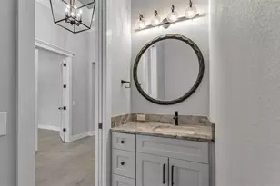 5039 Cliffside Dr, Lakeland, FL 33812 - Photo 8