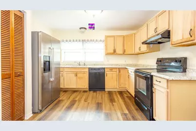 549 Hunter Circle, Kissimmee, FL 34758 - Photo 8