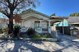 921 E 12th Ave, Tampa, FL 33605 - Photo 1