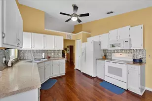6381 Egret Dr, Lakeland, FL 33809 - Photo 14