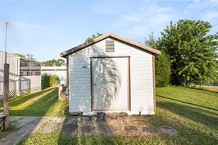 1737 E Robin Ave, Sebring, FL 33870 - Photo 28