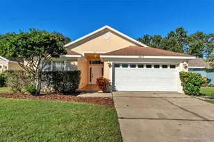 6847 Shadow Cast Ln, Lakeland, FL 33813 - Photo 2