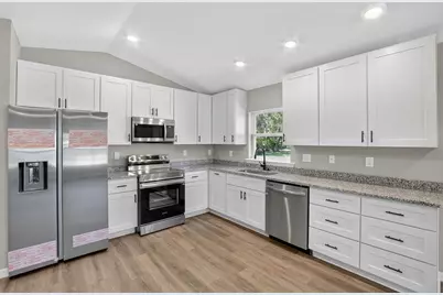 718 Seminole Avenue S, Fort Meade, FL 33841 - Photo 10