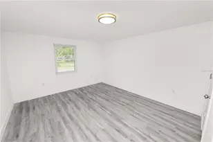 910 E Warren St, Plant City, FL 33563 - Photo 16