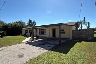 2733 Pompano Dr, Sebring, FL 33870 - Photo 2