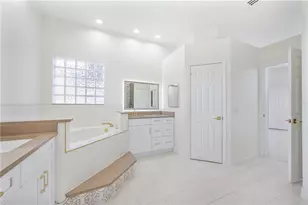 2838 Highview Bend, Lakeland, FL 33812 - Photo 16