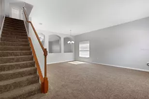 313 Oaklanding Dr, Mulberry, FL 33860 - Photo 2