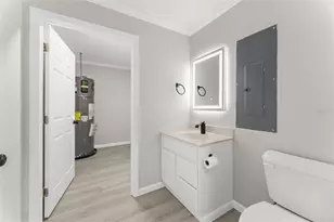 2519 21st St, Sarasota, FL 34234 - Photo 14