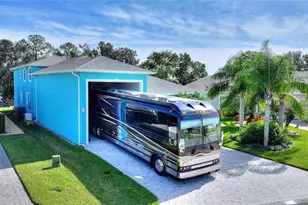 381 Nolane Ln, Polk City, FL 33868 - Photo 10