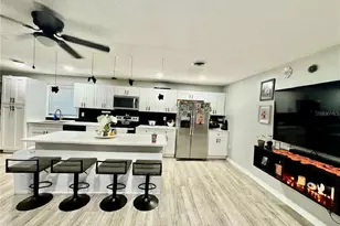 5832 Holmes Dr, Orlando, FL 32808 - Photo 4