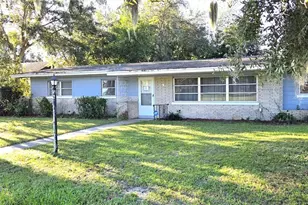 6 Golfview Cir NE, Winter Haven, FL 33881 - Photo 2