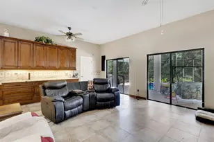 6602 Forestwood Dr W, Lakeland, FL 33811 - Photo 14