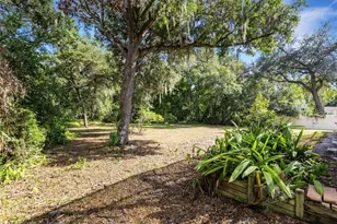 6602 Forestwood Dr W, Lakeland, FL 33811 - Photo 34