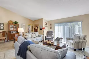 1880 N Crystal Lake Dr, Lakeland, FL 33801 - Photo 2