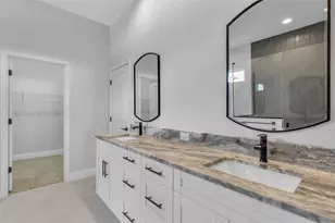 296 E Daughtery Rd, Lakeland, FL 33809 - Photo 18