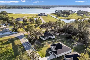 296 E Daughtery Rd, Lakeland, FL 33809 - Photo 2