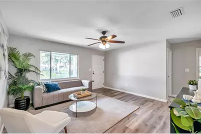 8100 5th Street N, Saint Petersburg, FL 33702 - Photo 6