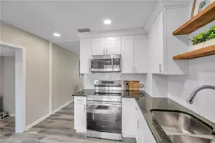 8100 5th St N, Saint Petersburg, FL 33702 - Photo 14