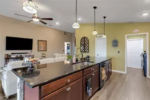 610 Vista View Ln, Lake Wales, FL 33853 - Photo 8