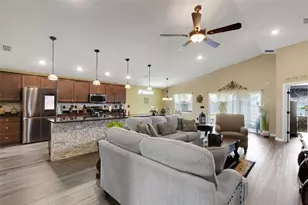 610 Vista View Ln, Lake Wales, FL 33853 - Photo 2