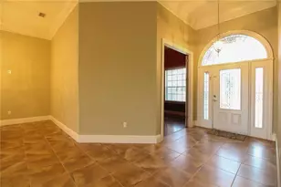 5628 Vintage View Blvd, Lakeland, FL 33812 - Photo 2