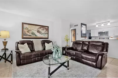 9481 Highland Oak Drive #702, Tampa, FL 33647 - Photo 8