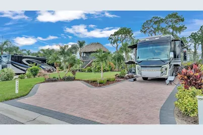 3244 Fish Hawk Drive, Polk City, FL 33868 - Photo 2