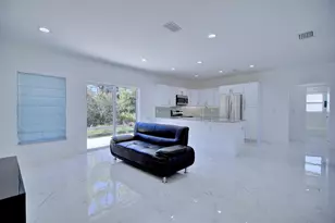 827 Renault Ave, Sebring, FL 33872 - Photo 8