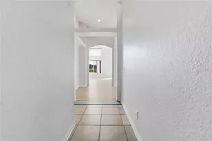 2764 Rochelle Dr, Winter Haven, FL 33881 - Photo 4