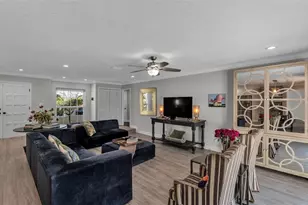 5238 Upland Pl, Lakeland, FL 33813 - Photo 4