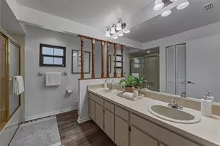 16404 Ashwood Dr, Tampa, FL 33624 - Photo 38