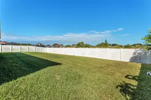 2574 Highlands Creek Way, Lakeland, FL 33813 - Photo 48