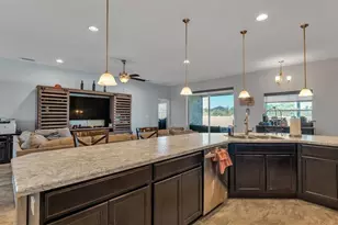 2574 Highlands Creek Way, Lakeland, FL 33813 - Photo 22