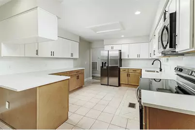 3807 Timberlake Road N, Lakeland, FL 33810 - Photo 4