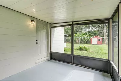 2405 Delrose Drive E, Lakeland, FL 33805 - Photo 18