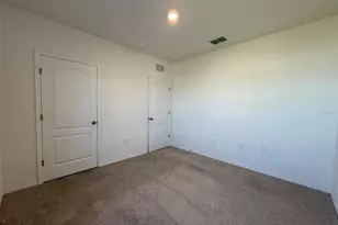 915 Waterfall Blvd, Davenport, FL 33837 - Photo 32