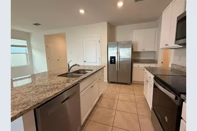 915 Waterfall Boulevard, Davenport, FL 33837 - Photo 16