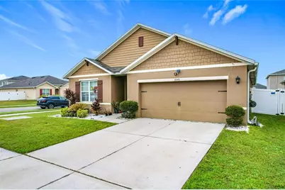 2043 Blue Highland Dr, Lakeland, FL 33811 - Photo 2